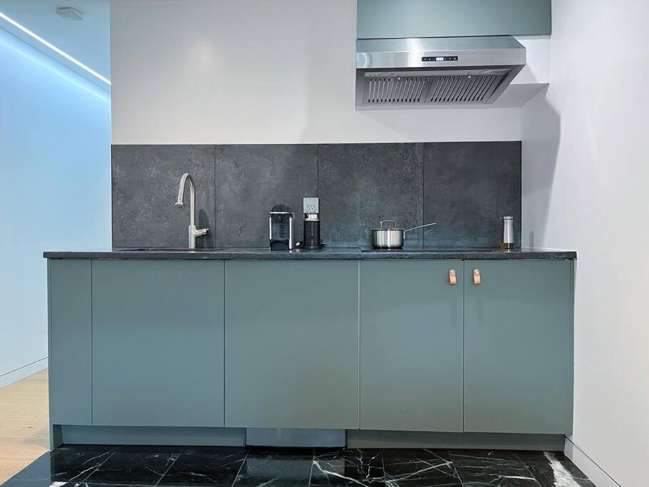 New Beautiful Modern One Bedroom Apt In Brooklyn At Rem-Casa New York Exterior foto